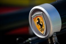 el especial motivo por el que ferrari cambia el color de sus monoplazas