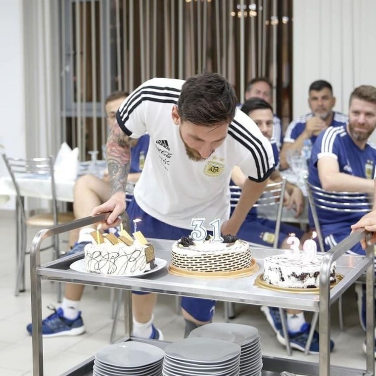 Otro cumple de Messi (el 31) con la Selección. Otro cumple de Messi (el 31) con la Selección.