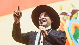 El Chaqueño Palavecino sería uno de los artistas elegidos para la repetición de la Fiesta Nacional de la Vendimia. El Chaqueño Palavecino sería uno de los artistas elegidos para la repetición de la Fiesta Nacional de la Vendimia.