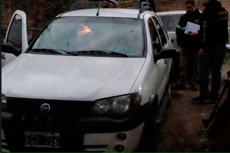Un hombre quedó detenido el jueves en el marco de la investigación por privación de la libertad contra una mujer arrojada de un auto en movimiento en la ciudad de Córdoba. Foto: Policía de Córdoba