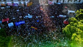 Este sábado 1° de noviembre, la Ciudad de Buenos Aires será escenario de la 34ª Marcha del Orgullo LGBTIQ+. Este sábado 1° de noviembre, la Ciudad de Buenos Aires será escenario de la 34ª Marcha del Orgullo LGBTIQ+.