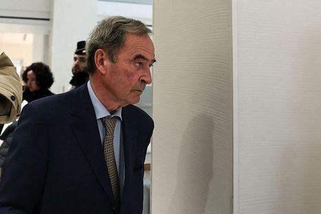 Bruno Lafont, exdirector ejecutivo del grupo cementero Lafarge, en el juzgado de París, 13 de abril de 2026. Bruno Lafont, exdirector ejecutivo del grupo cementero Lafarge, en el juzgado de París, 13 de abril de 2026.