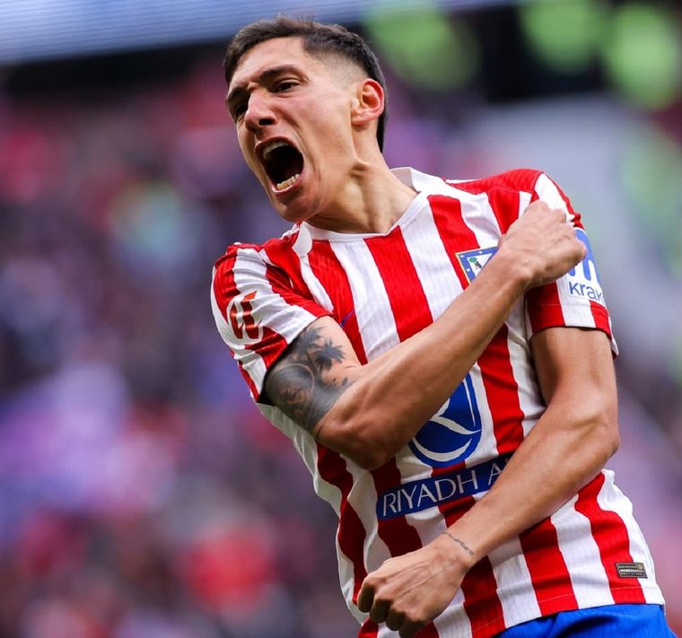 Nahuel Molina sufrió una lesión muscular durante el partido entre Atlético de Madrid y Celta de Vigo. Nahuel Molina sufrió una lesión muscular durante el partido entre Atlético de Madrid y Celta de Vigo.