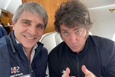 El ministro Luis Caputo y el presidente Javier Milei confían en poder sortear el complicado escenario de vencimientos para el próximo año y medio. Foto: @LuisCaputoAR