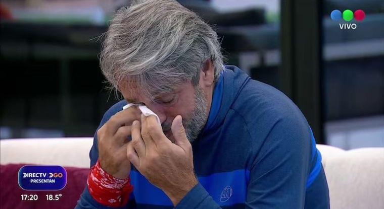 Darío de Gran Hermano rompió en llanto al recordar a su papá El participante del reality habló de su dolorosa historia familiar Foto: Captura de TV