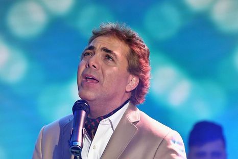 Foto: https://www.lafm.com.co/entretenimiento/cristian-castro-y-su-vergonzoso-show-en-un-concierto-termino-sin-ropa