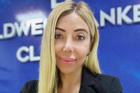 La asesora de imagen que afirma ser amiga de Milei, aunque sus acciones demuestran lo contrario. Créditos: Instagram / @oscurita_1 La asesora de imagen que afirma ser amiga de Milei, aunque sus acciones demuestran lo contrario. Créditos: Instagram / @oscurita_1