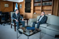 Diego Santilli se reunió con el peronista Osvaldo Jaldo para avanzar en las genociaciones de las reformas.