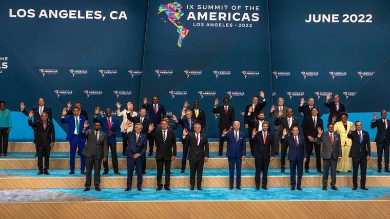 Mandatarios de 20 países firmaron ka Declaración de Los Ángeles, durante la Cumbre de las Américas. Foto: GETTY IMAGES