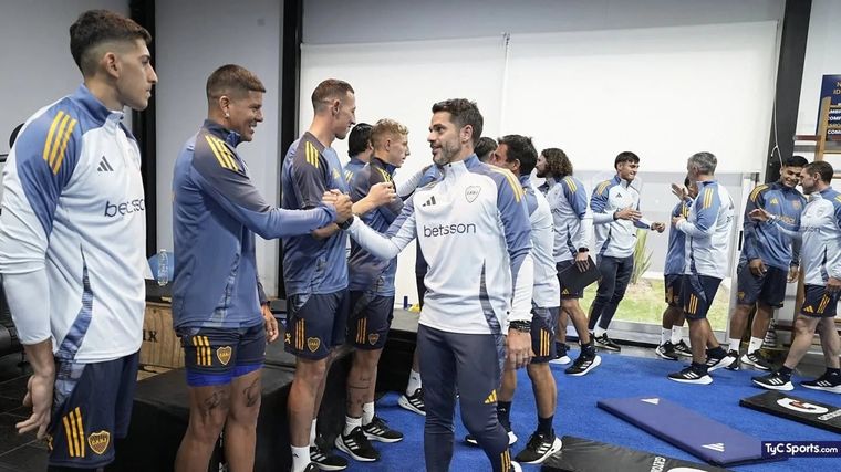 La llegada de Fernando Gago a Boca fue un punto de inflexión para el cambio físico de Marcos Rojo. Foto: Prensa Boca Juniors