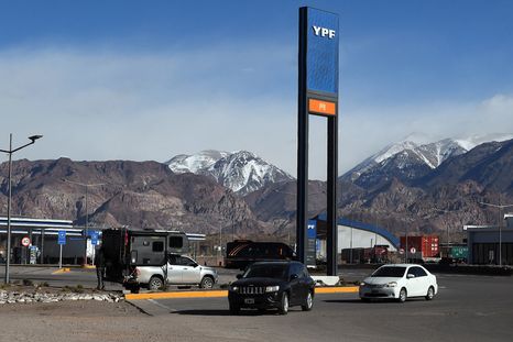 pese al anuncio de congelamiento del gobierno, la nafta volvio a aumentar en mendoza pese al anuncio de congelamiento del gobierno, la nafta volvio a aumentar en mendoza