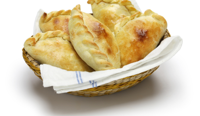 Disfruta de las mejores empanadas de pollo con esta receta casera Foto: Shutterstock
