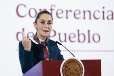 Claudia Sheinbaum fue acosada en plena vía pública. Foto: Efe&nbsp;