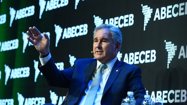 Pablo Quirno, el nuevo Canciller, en el foro ABECEB. Foto: Prensa ABECEB Pablo Quirno, el nuevo Canciller, en el foro ABECEB. Foto: Prensa ABECEB