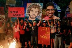 Multitudes de manifestantes se reunieron en Tel Aviv durante el fin de semana exigiendo la liberación inmediata de los rehenes.