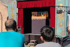 El trailer fue equipado como una sala de teatro. Foto: Ezequiel Yasar