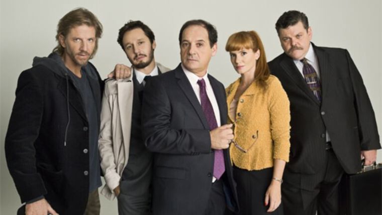 Facundo Arana y Julio Chávez fueron parte de la ficción Farsantes.