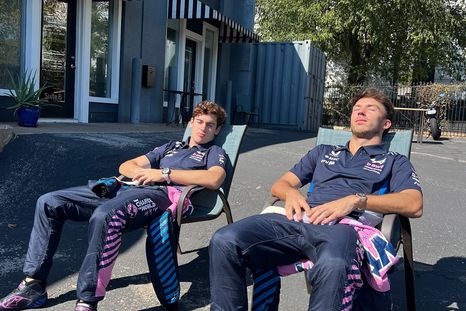 Franco Colapinto y Pierre Gasly se preparan para un caluroso Gran Premio de Estados Unidos. Franco Colapinto y Pierre Gasly se preparan para un caluroso Gran Premio de Estados Unidos.