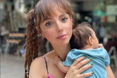 natalia tellez presume el rostro de su pequena hija, emilia