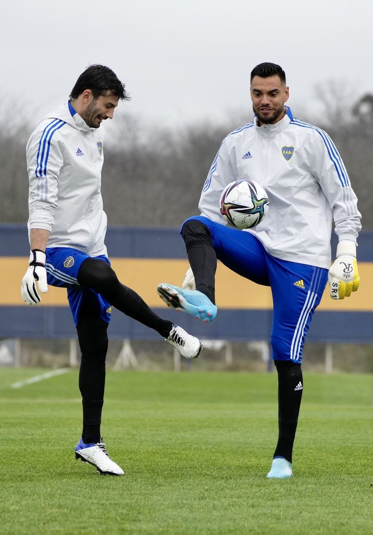 Javi García y Chiquito Romero Ibarra eligió a Javier García para atajar contra Racing.