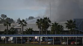 La impactante escena del incendio en la Sala Este del Casino de Mendoza.&nbsp;
