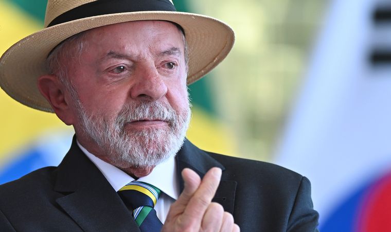 Lula Da Silva estableció como eje central de su campaña el aumento en defensa para evitar Lula Da Silva estableció como eje central de su campaña el aumento en defensa para evitar