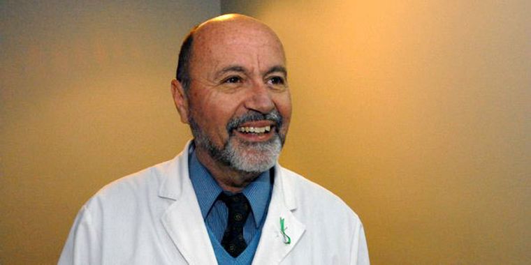 El Dr. Fabián aseguró no creer que los médicos cumplan su amenaza de  retirarse. Foto: NACHO GAFFURI