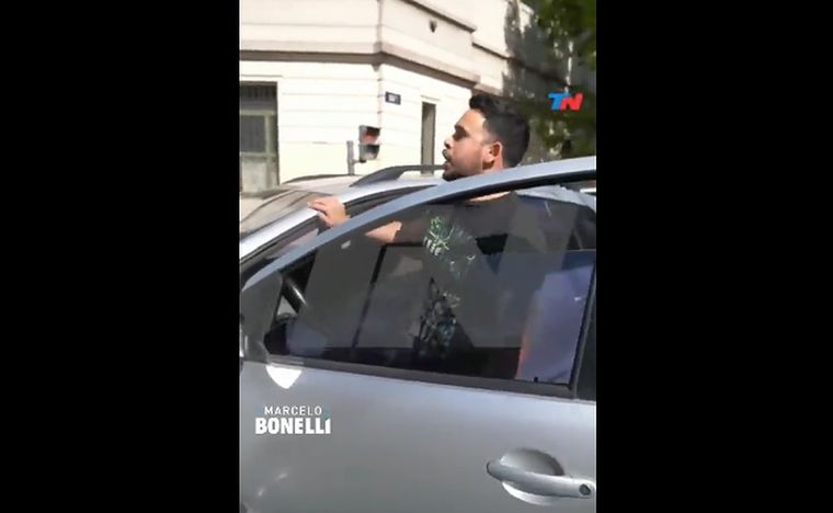 Automovilistas se enfrentaron con los manifestantes de la CGT.