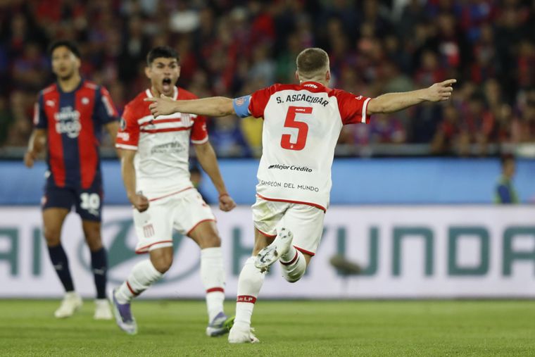 Santiago Ascacibar tomó una decisión entre Boca y River, y fue ofrecido a uno de esos clubes.