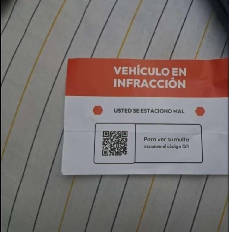 Ejemplo de uno de los códigos QR que roba tus datos.