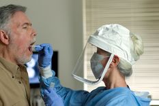 falsos positivos de covid-19: problemas y costos ocultos