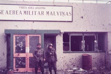 La Base Aérea Militar argentina en las islas Malvinas. La Base Aérea Militar argentina en las islas Malvinas.