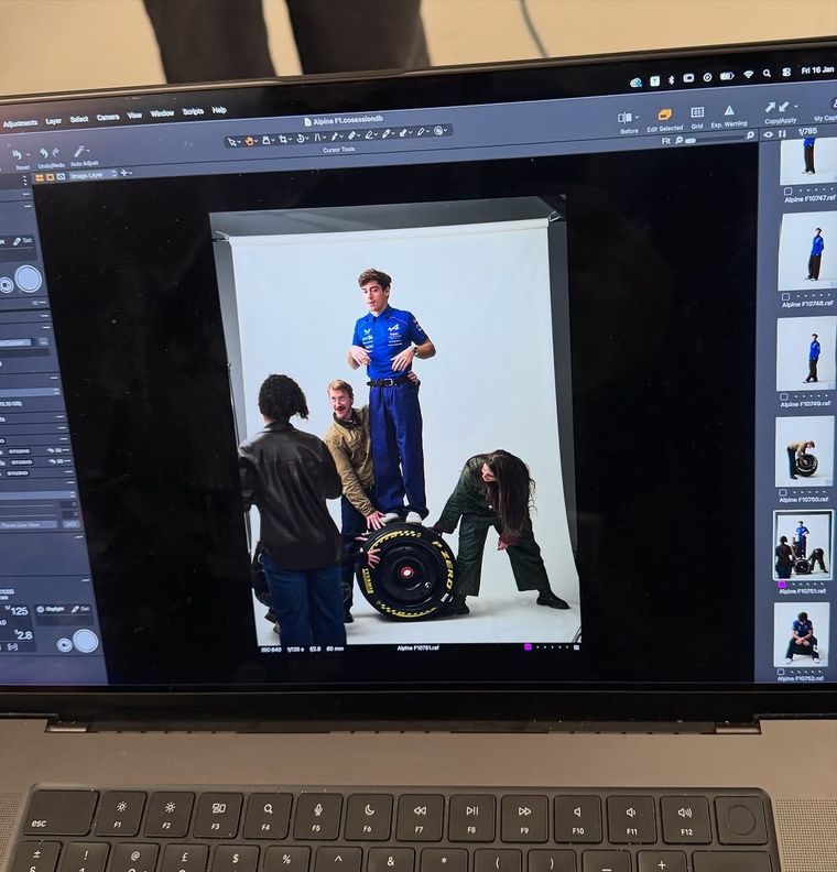 Franco Colapinto publicó una serie de fotos personales en la antesala del estreno de la Fórmula 1 2026.  