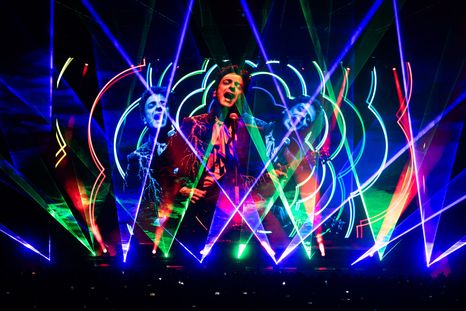 Con una gran tecnología, Cerati estuvo presente para ECOS en Mendoza. / Instagram @sodastereo Con una gran tecnología, Cerati estuvo presente para ECOS en Mendoza. / Instagram @sodastereo
