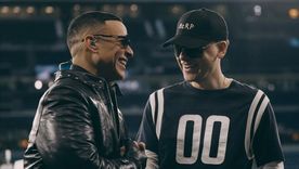 El productor argentino fue recibido con una ovación al estrenar su session frente a una multitud en el estadio. / @daddyyankee El productor argentino fue recibido con una ovación al estrenar su session frente a una multitud en el estadio. / @daddyyankee