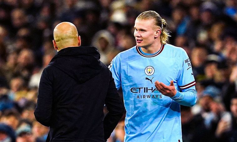 La divertida broma de Erling Haaland a Pep Guardiola, que había advertido que controlaría el peso de sus dirigidos luego de Navidad.