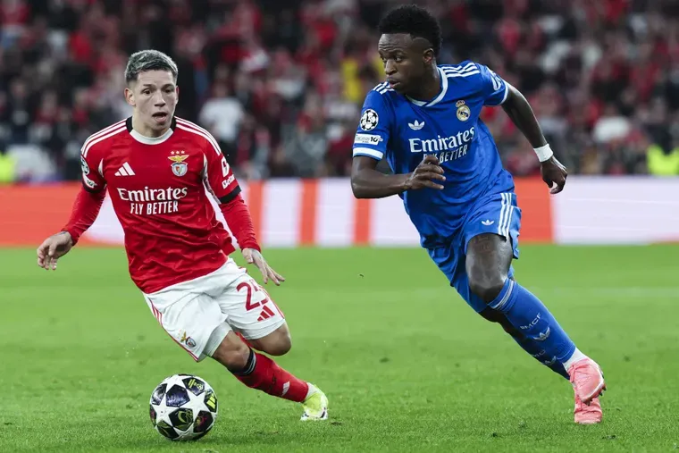 Vinícius Jr. le dijo al árbitro que Gianluca Prestianni lo llamó Vinícius Jr. le dijo al árbitro que Gianluca Prestianni lo llamó