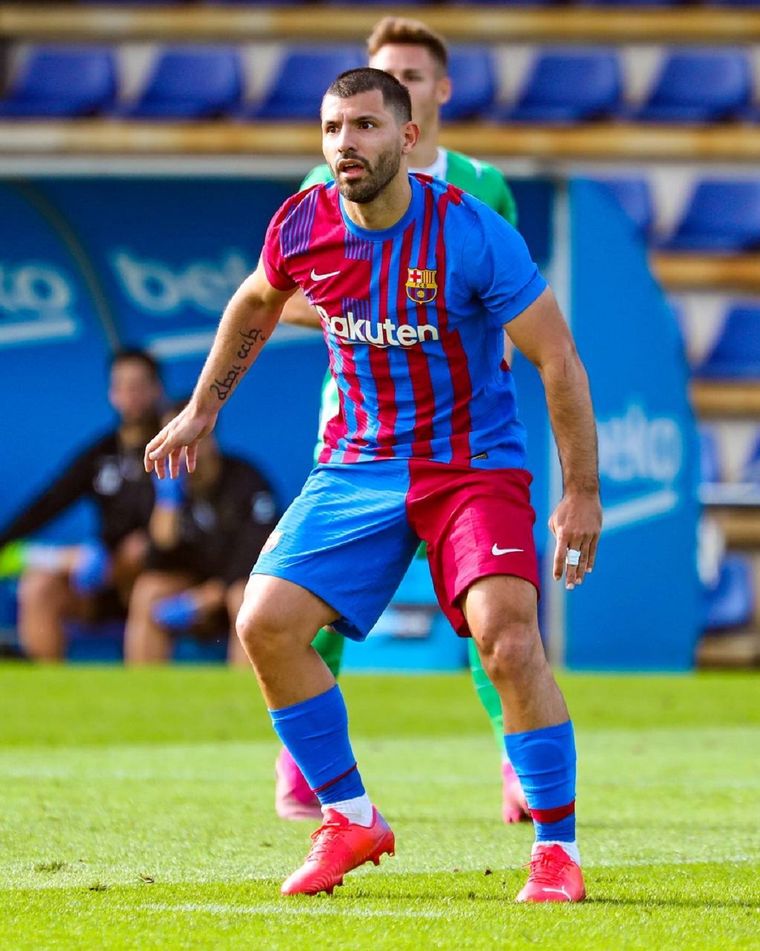 El Kun espera volver a las canchas en 2022. Foto: Barcelona