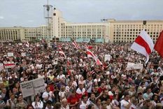 cerca de 250 detenidos en las protestas en bielorrusia en contra de lukashenko cerca de 250 detenidos en las protestas en bielorrusia en contra de lukashenko