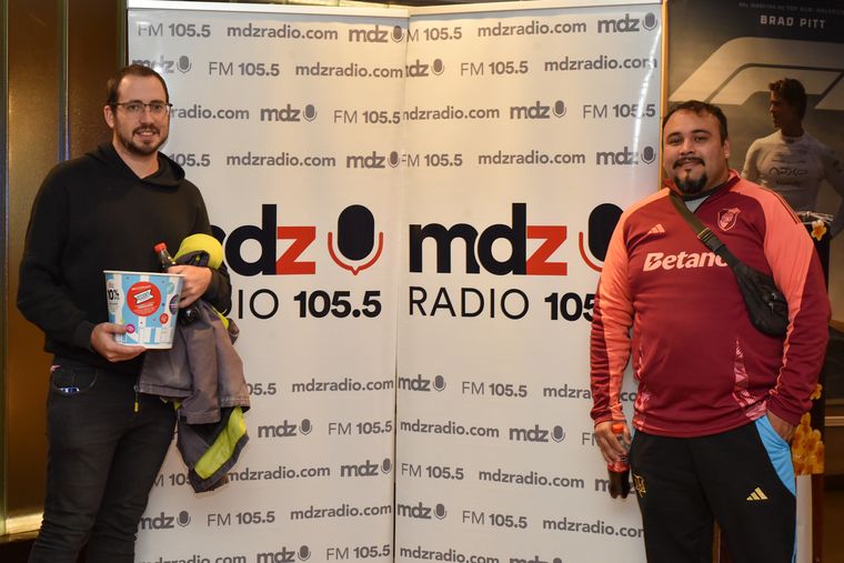 Diego Cortez y Juan Pablo Echevarría. Diego Cortez y Juan Pablo Echevarría.