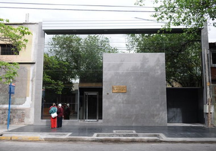 De la inmobiliaria Provivienda, boqueteros se robaron 240.000 pesos. Foto: Nacho Gaffuri / MDZ