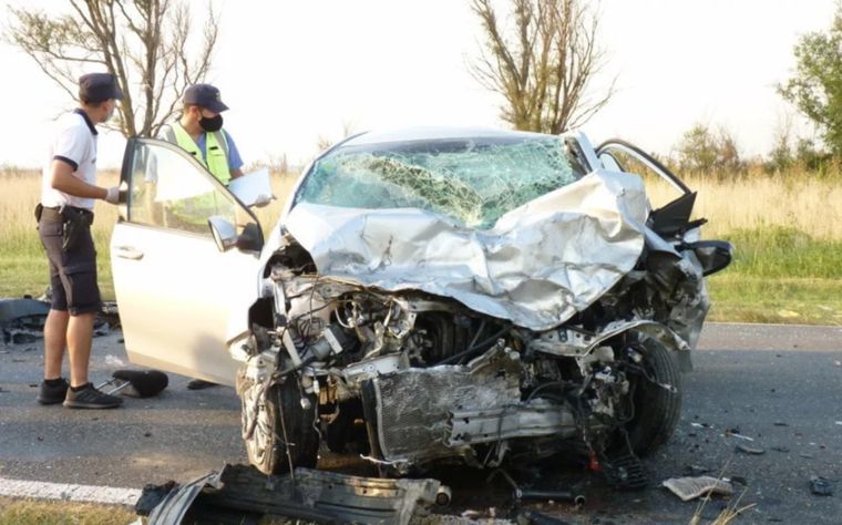 Así quedó uno de los vehículos Foto: Infotec