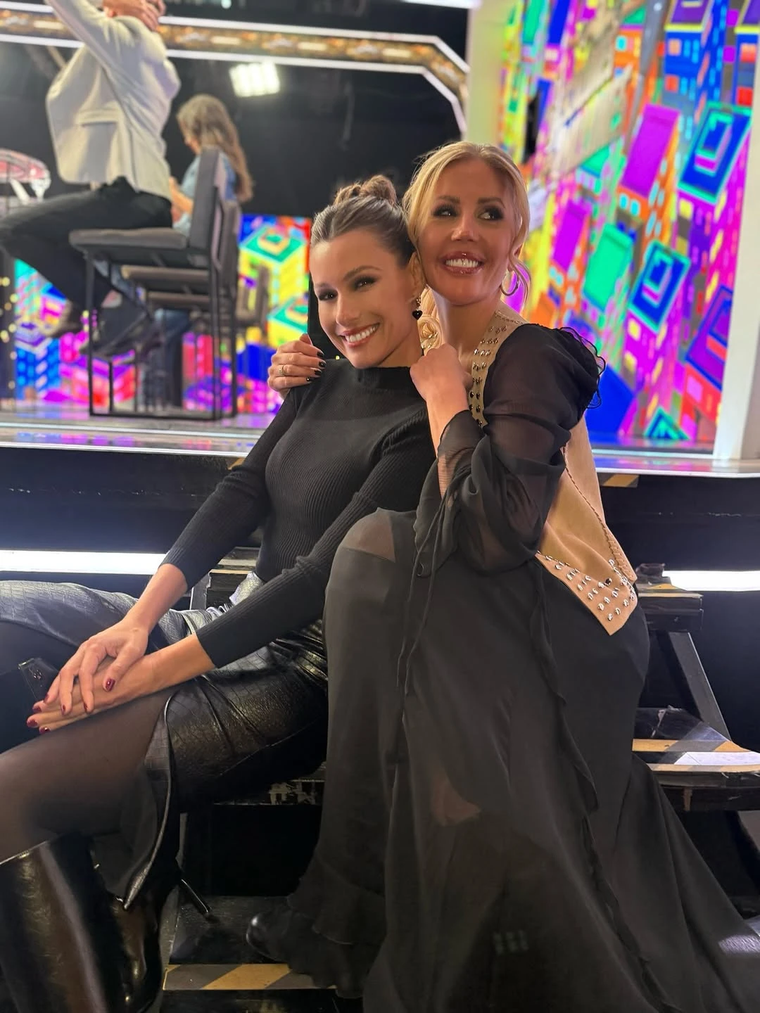 Un diseño que alarga la silueta y rompe con lo básico. Un diseño que alarga la silueta y rompe con lo básico.