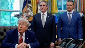 Trump instó a los países que no habían prestado ayuda en el conflicto a que encuentren "un poco de valor tardío". Trump instó a los países que no habían prestado ayuda en el conflicto a que encuentren "un poco de valor tardío".