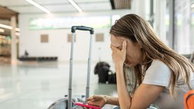 Por la reprogramación del vuelo, Paula se quedó sin viaje y sin poder asistir a un casamiento en Mendoza. Por la reprogramación del vuelo, Paula se quedó sin viaje y sin poder asistir a un casamiento en Mendoza.