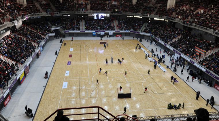 El Aconcagua Arena se utiliza unas 40 veces al año. El Aconcagua Arena se utiliza unas 40 veces al año. 