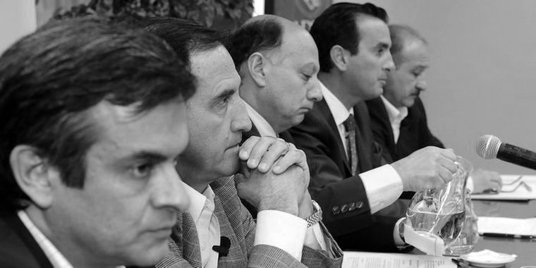 Los cuatro candidatos invitados. Foto: Alf Ponce / MDZ