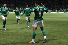 Tiembla River Plate. Vitor Roque marcó un hat-trick en el primer tiempo, que terminó con cuatro goles de diferencia del Verdao. Tiembla River Plate. Vitor Roque marcó un hat-trick en el primer tiempo, que terminó con cuatro goles de diferencia del Verdao.