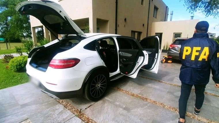 Uno de los operativos de la Policía Federal en la que se detuvo a integrantes de la banda que adulteraba combustibles. Foto: Policía Federal (Imagen Ilustrativa)