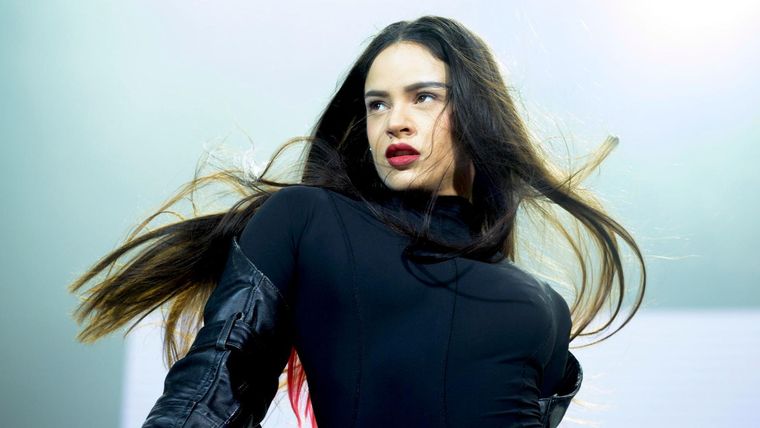 Rosalía surgió como una revelación en 2018 y se ha convertido en una de las mayores estrellas de la música latina.